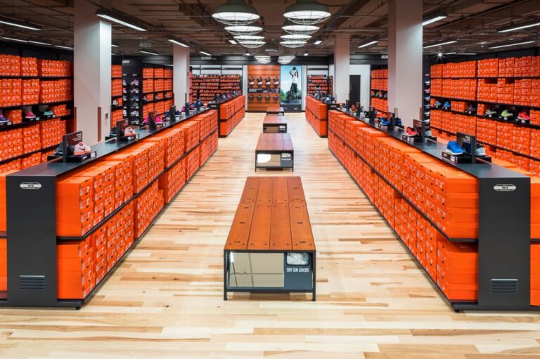 nike factory store charlotte 768x511